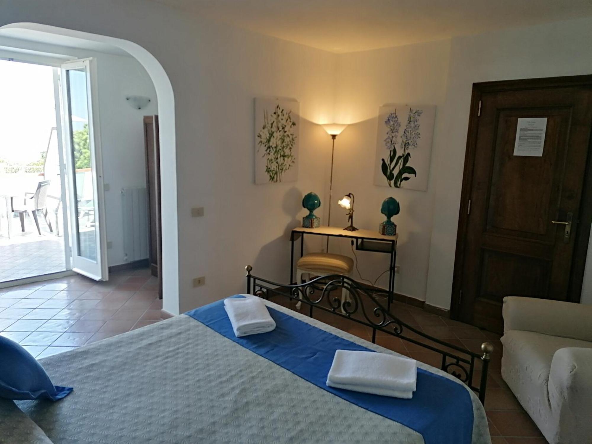 B&B Villa Teresa Sorrento Exterior photo
