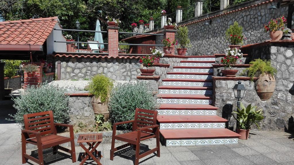 B&B Villa Teresa Sorrento Exterior photo